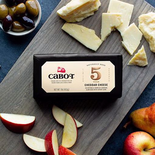Picture of CABOT 5 YEAR WHITE CHEDDAR 8/1LB
