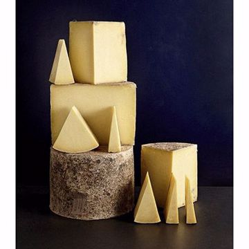 Picture of Neal's Yard Dairy Montgomery's Mature Cheddar Wheel 1/60lb PRE-ORDER